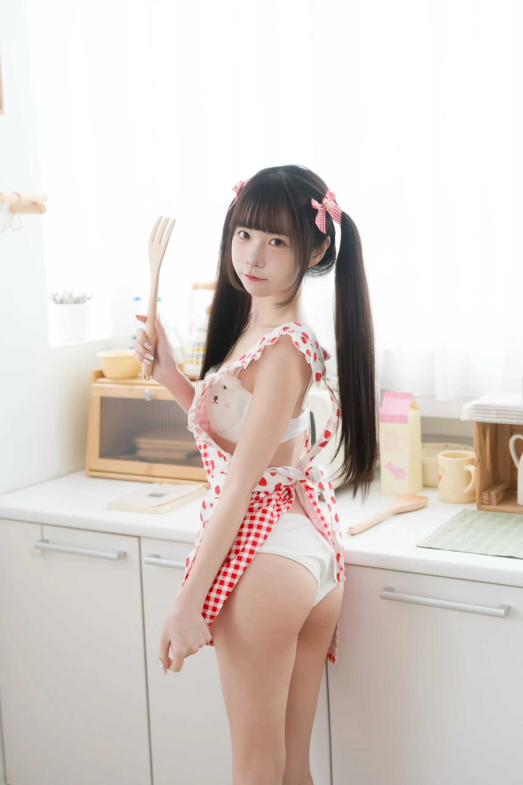 可可小白兔 生日限定 一起做蛋糕吗 77P
