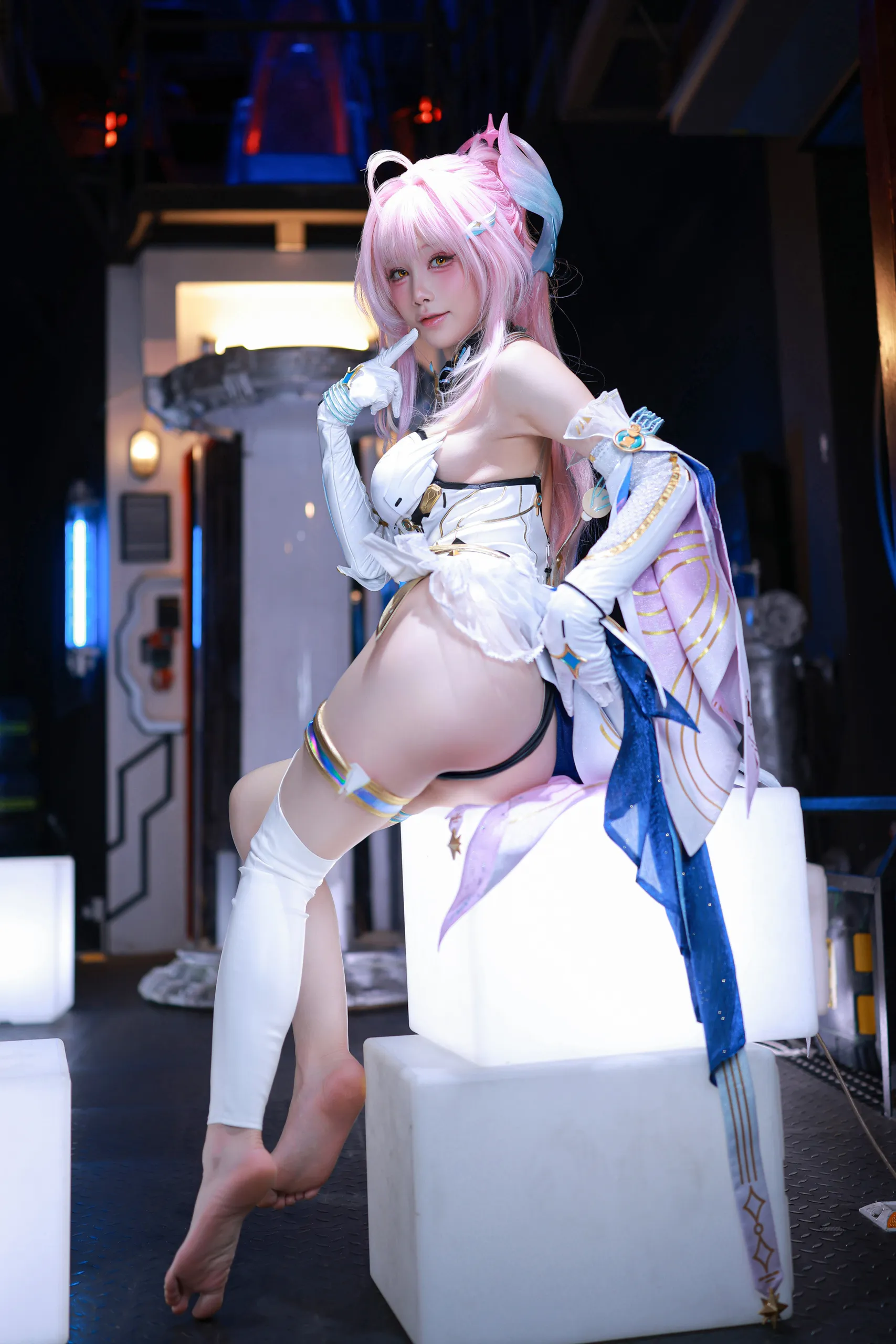《鸣潮》爱弥斯：水淼Aqua - 第11张写真大图