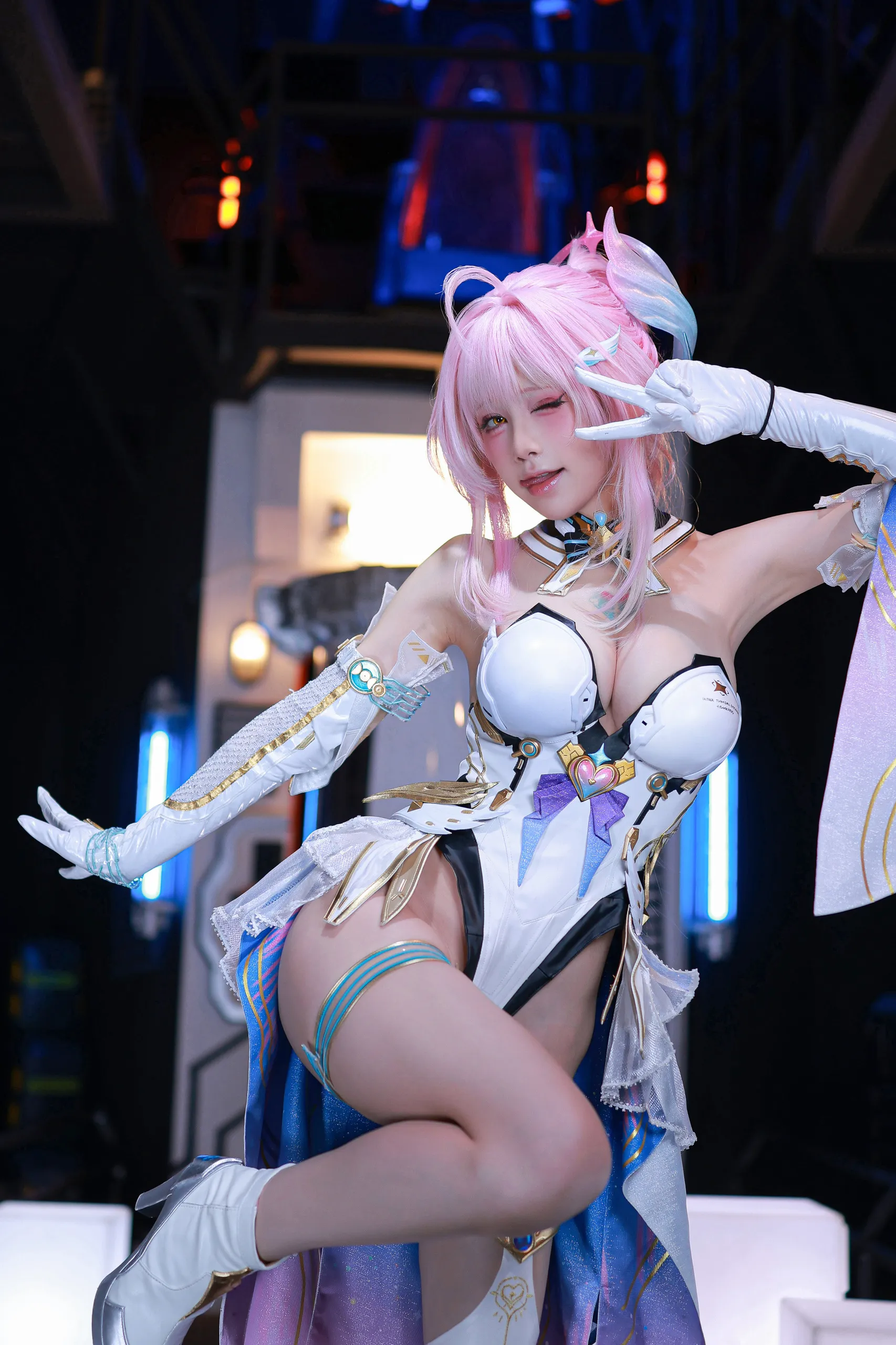 《鸣潮》爱弥斯：水淼Aqua - 第34张写真大图