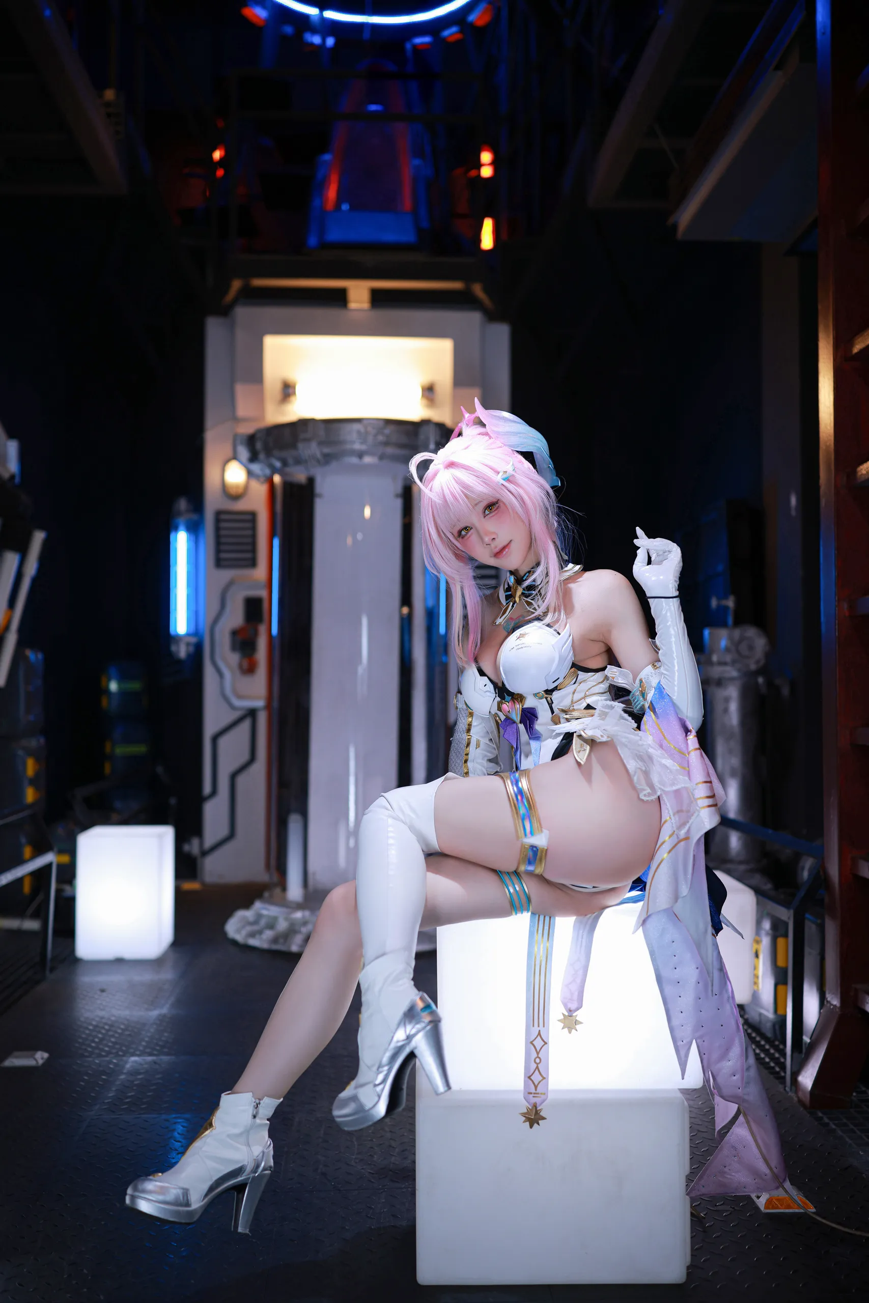 《鸣潮》爱弥斯：水淼Aqua - 第61张写真大图
