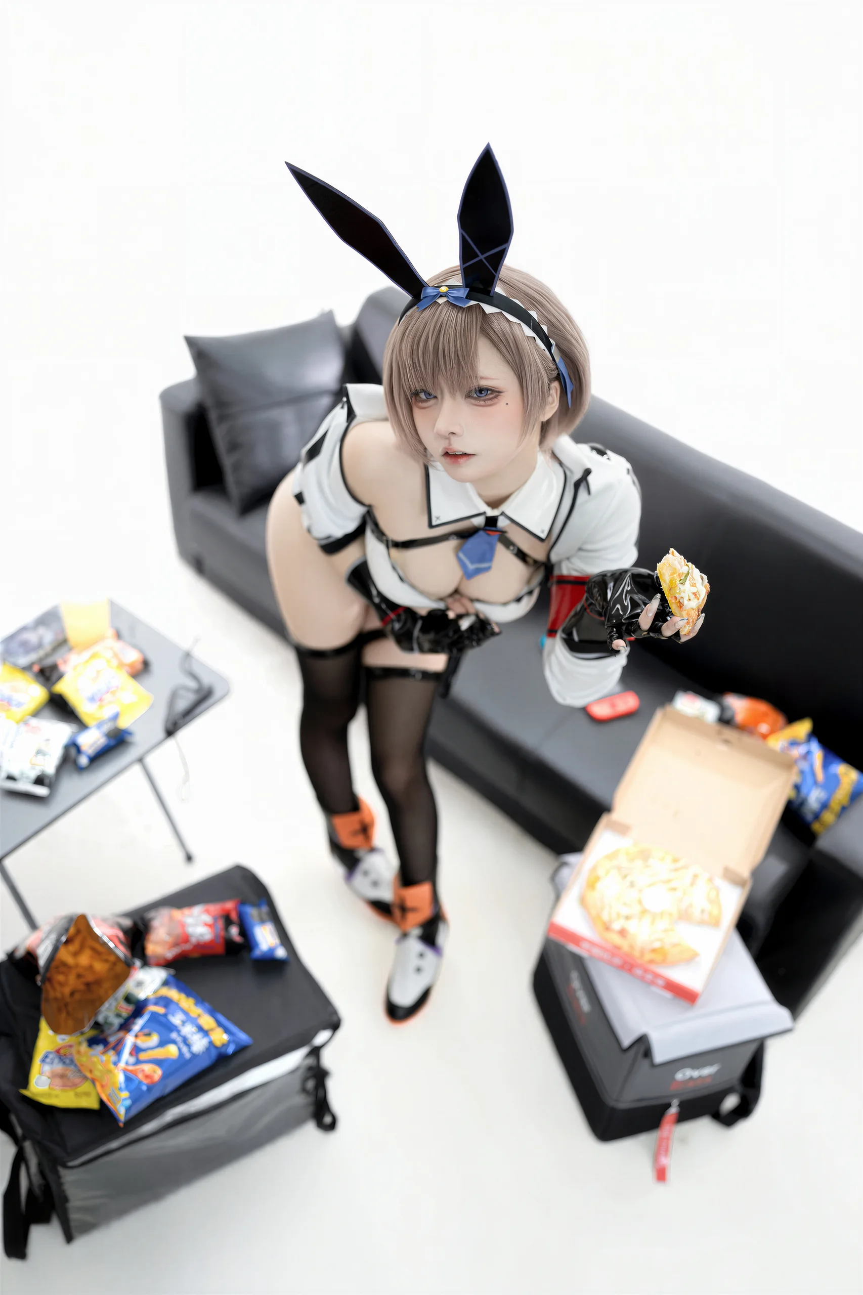 纸悦Etsu_ko 外卖兔 65P - 第35张写真大图