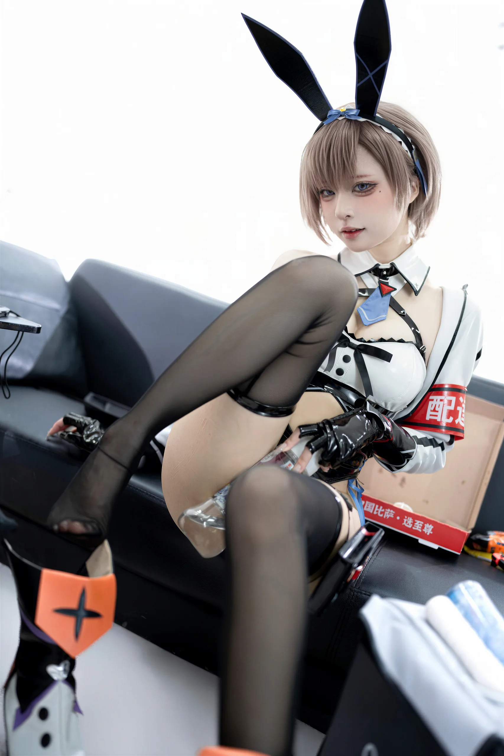 纸悦Etsu_ko 外卖兔 65P - 第58张写真大图