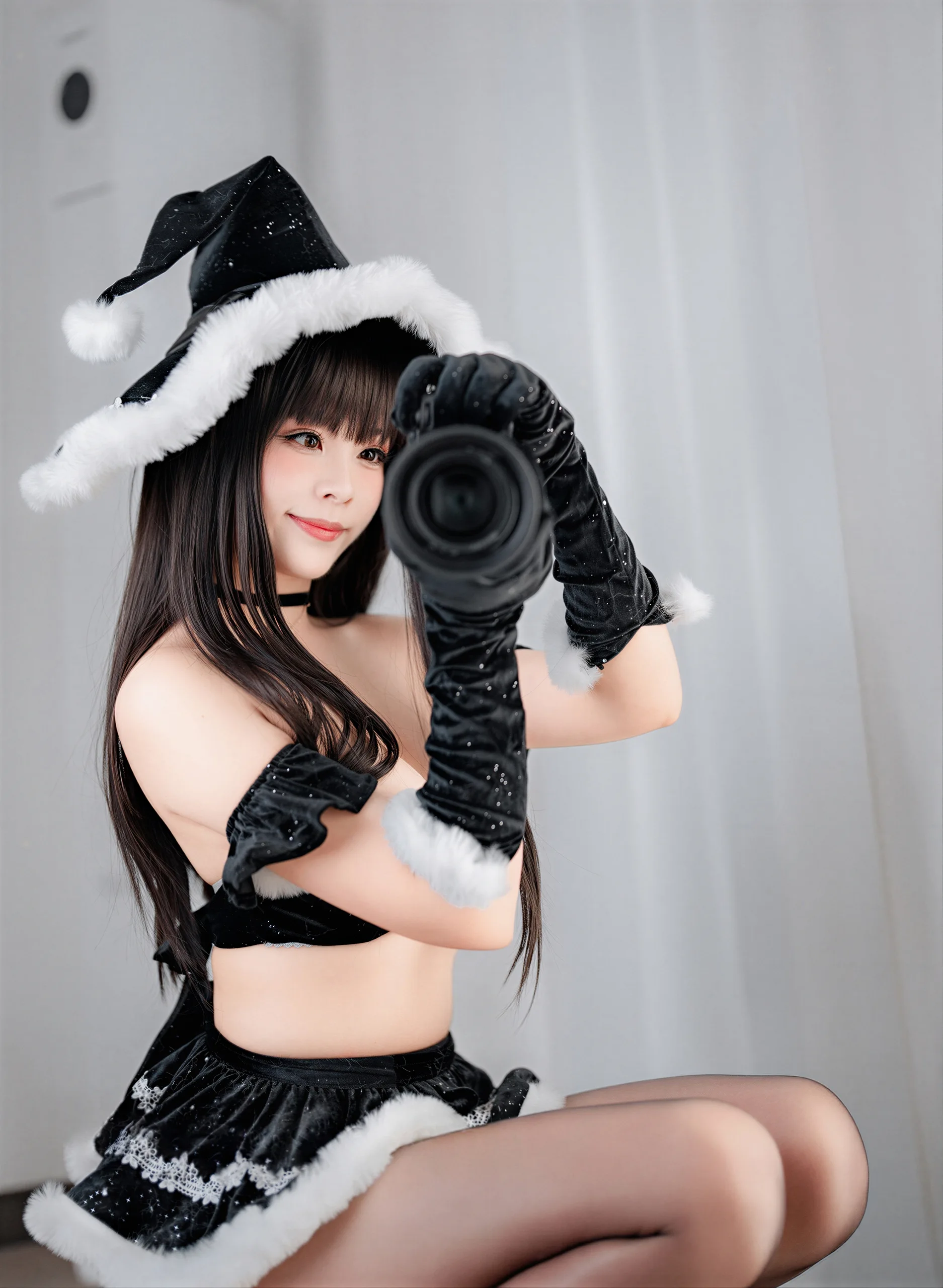 轩萧学姐 黑魔女圣诞 41P - 第39张写真大图