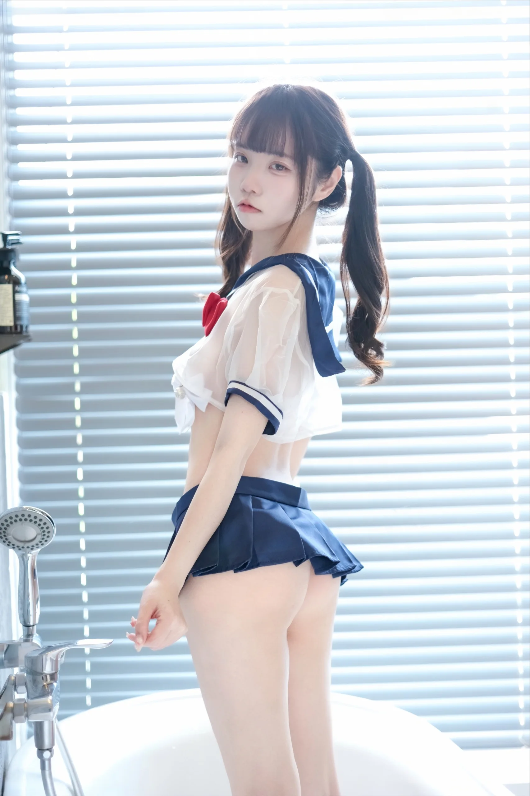 可可小白兔 透明学生服 64P - 第14张写真大图