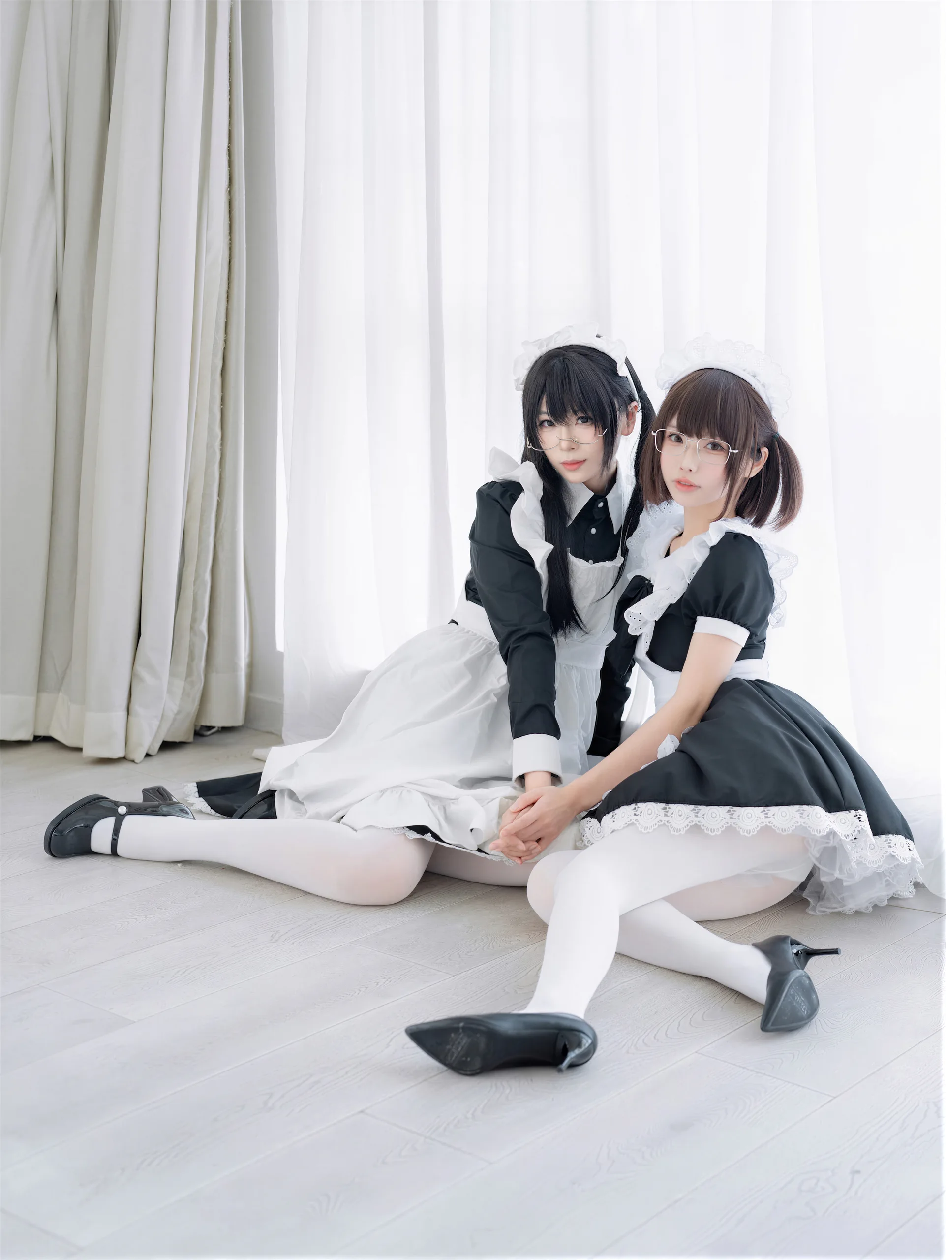 十万珍吱伏特&轩萧学姐 双人女仆 110P - 第18张写真大图