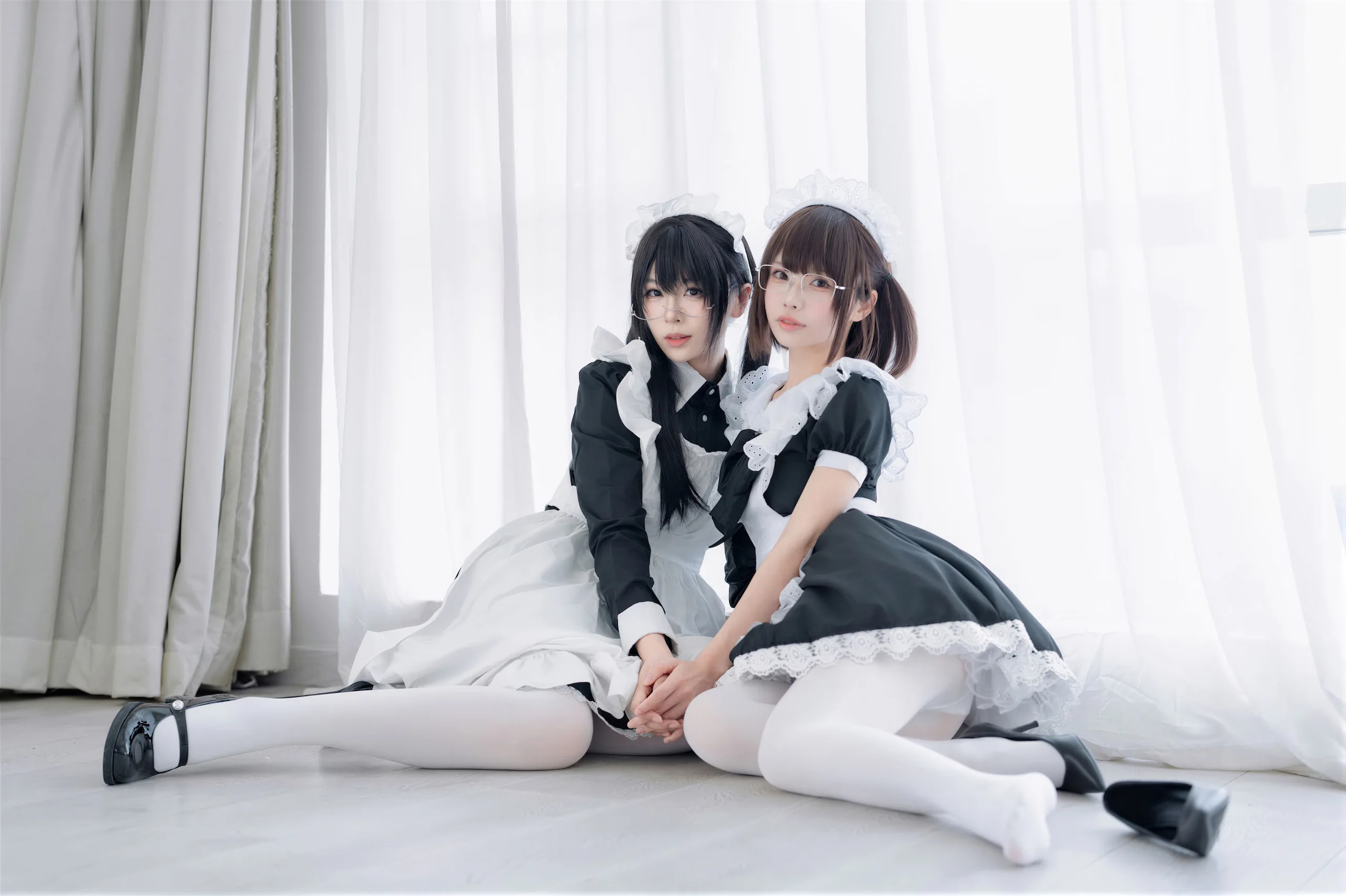 十万珍吱伏特&轩萧学姐 双人女仆 110P - 第19张写真大图