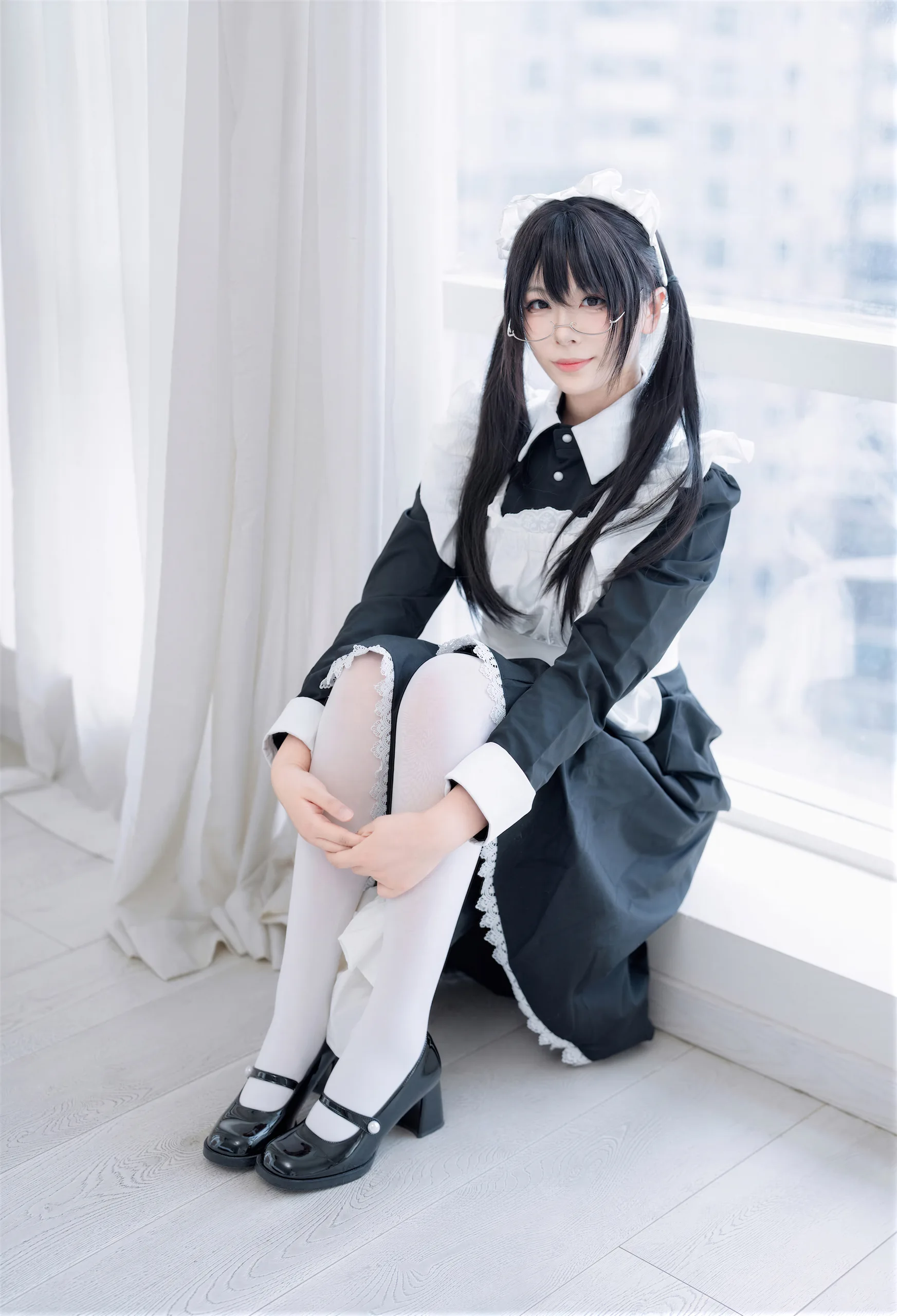 十万珍吱伏特&轩萧学姐 双人女仆 110P - 第83张写真大图