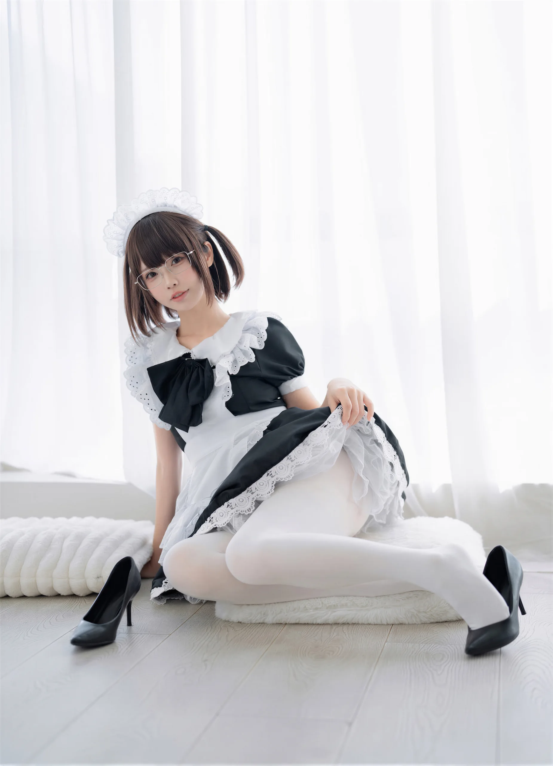 十万珍吱伏特&轩萧学姐 双人女仆 110P - 第93张写真大图