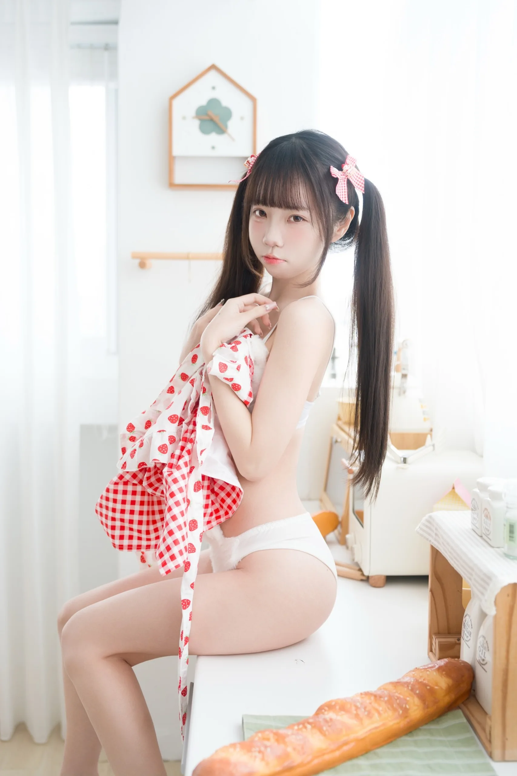 可可小白兔 生日限定 一起做蛋糕吗 77P - 第20张写真大图