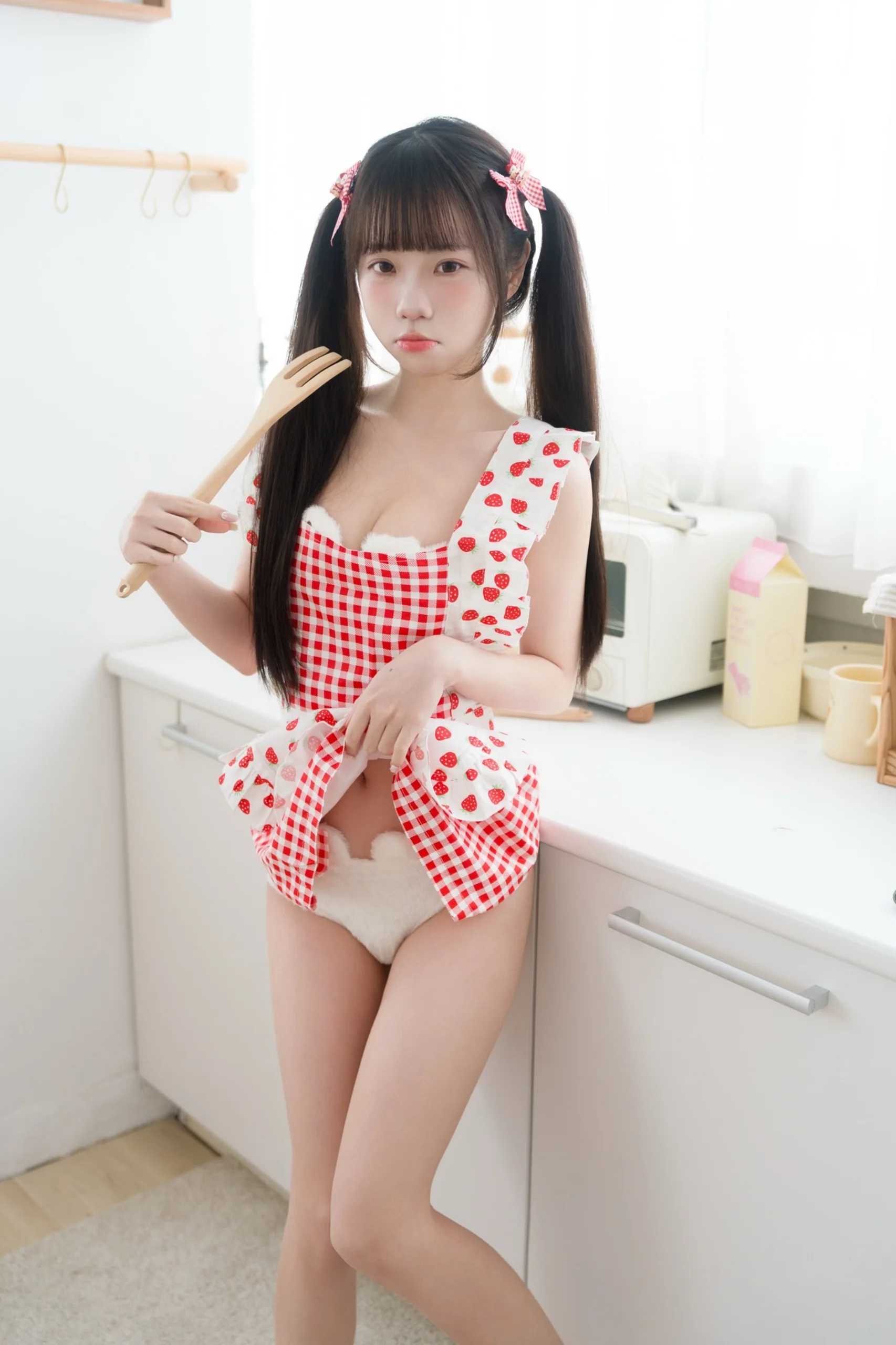 可可小白兔 生日限定 一起做蛋糕吗 77P - 第4张写真大图