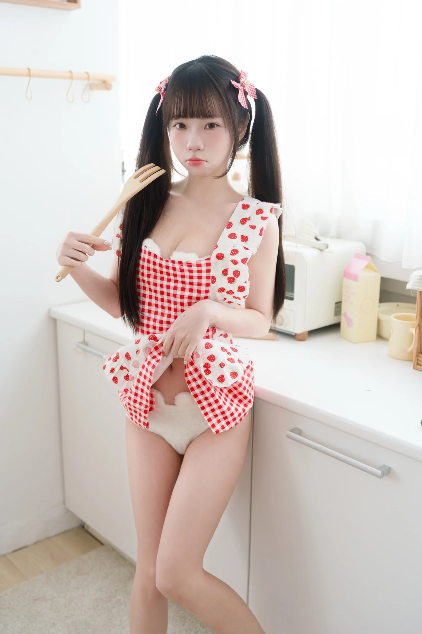 可可小白兔 生日限定 一起做蛋糕吗 77P - 第5张写真大图
