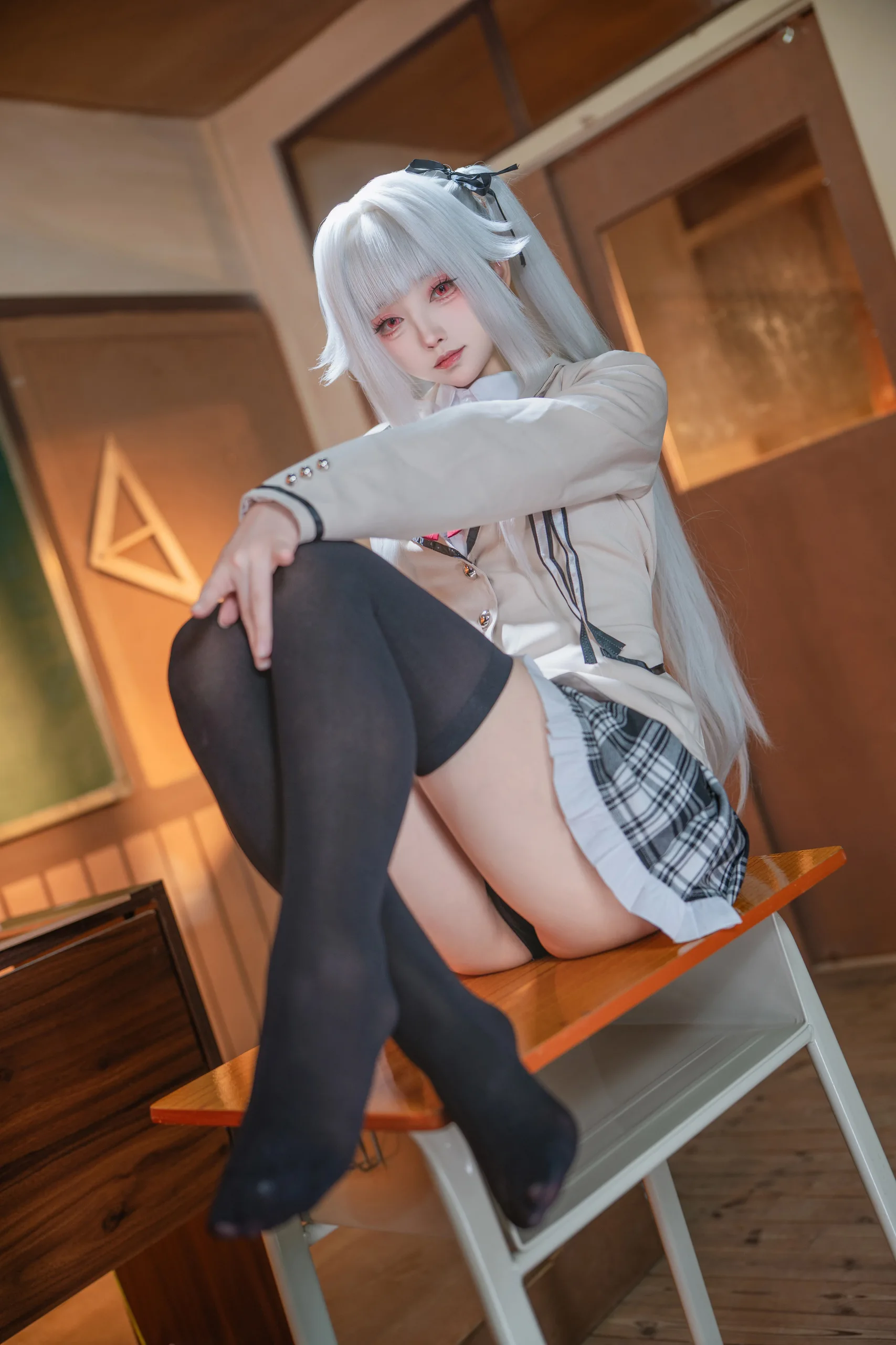 大大卷卷小卷 美少女万华镜 篝之雾枝校服 29P - 第2张写真大图