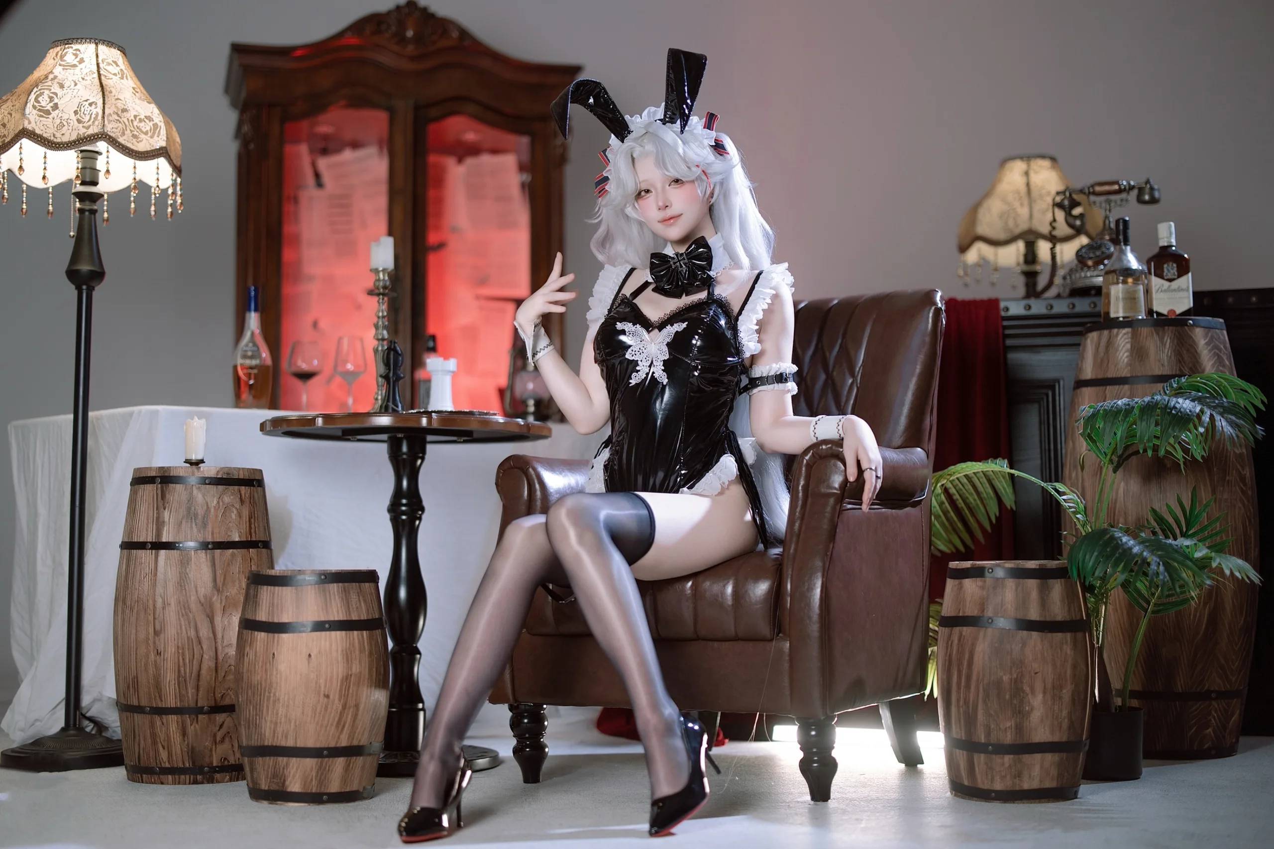 屿鱼 欧根亲王 兔女郎 - 第1张写真大图