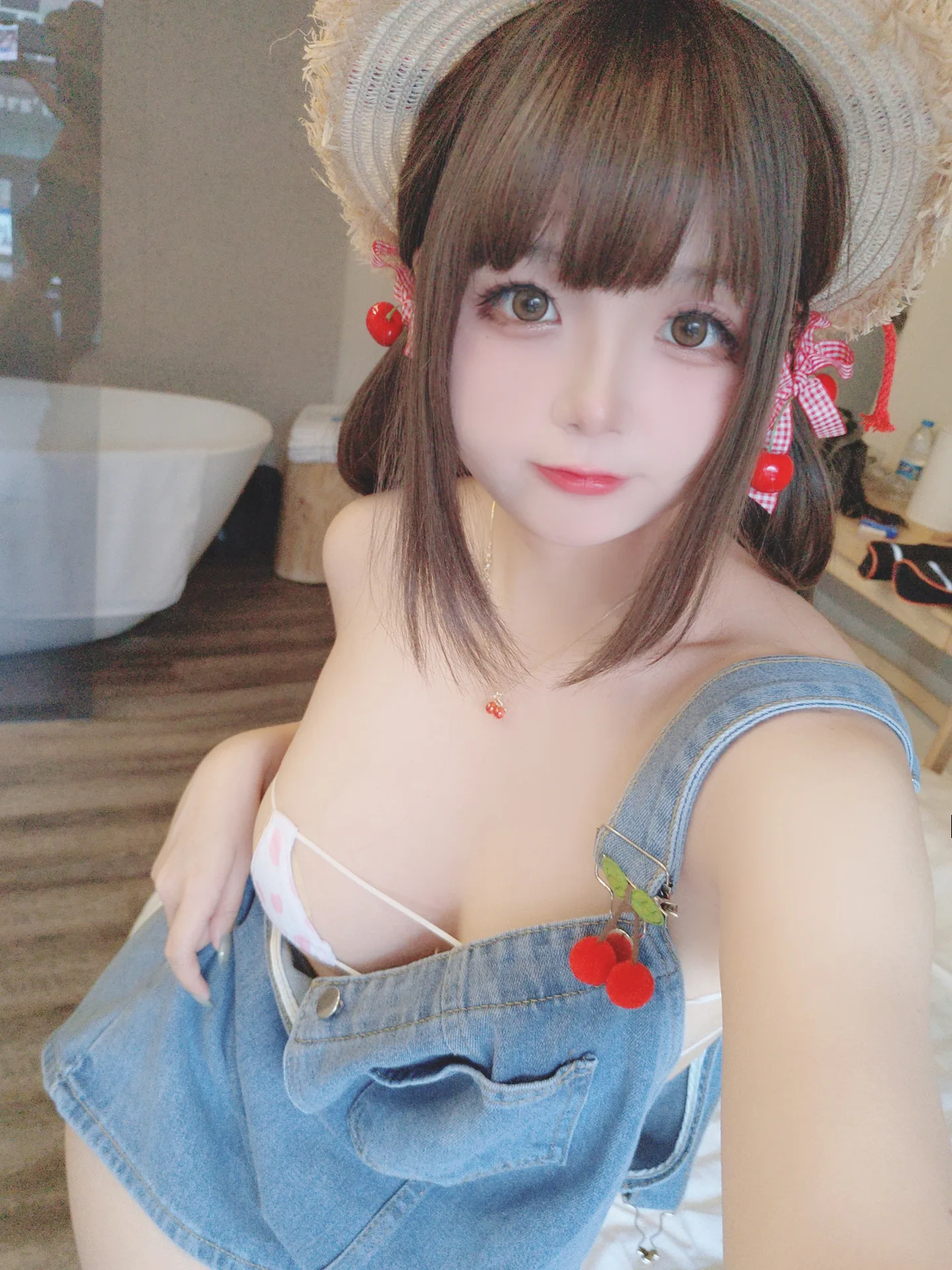 日奈娇 背带牛仔裤 - 第21张写真大图