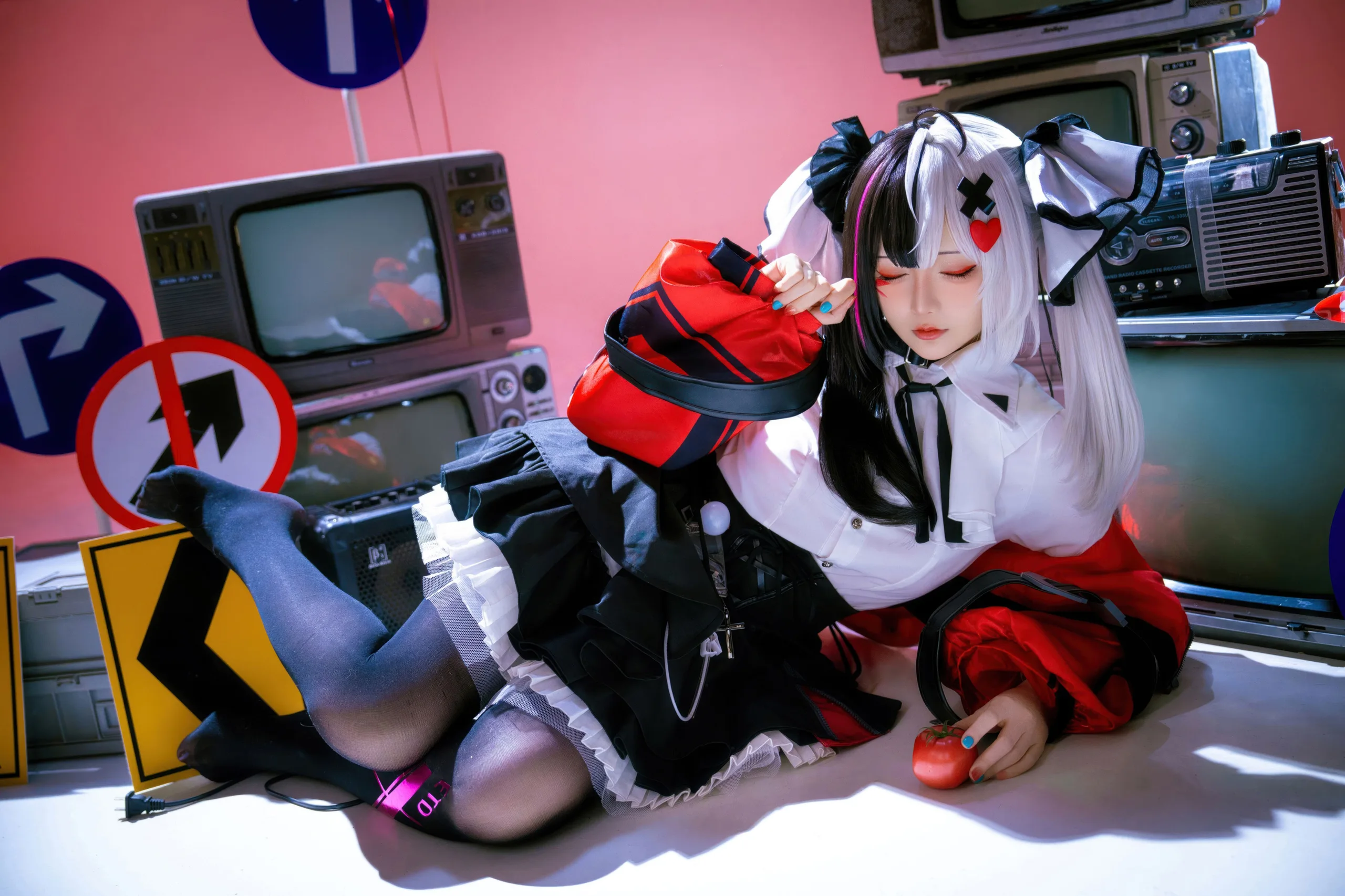 星之迟迟 26年6月计划 异环 安魂曲原皮+同人 - 第99张写真大图