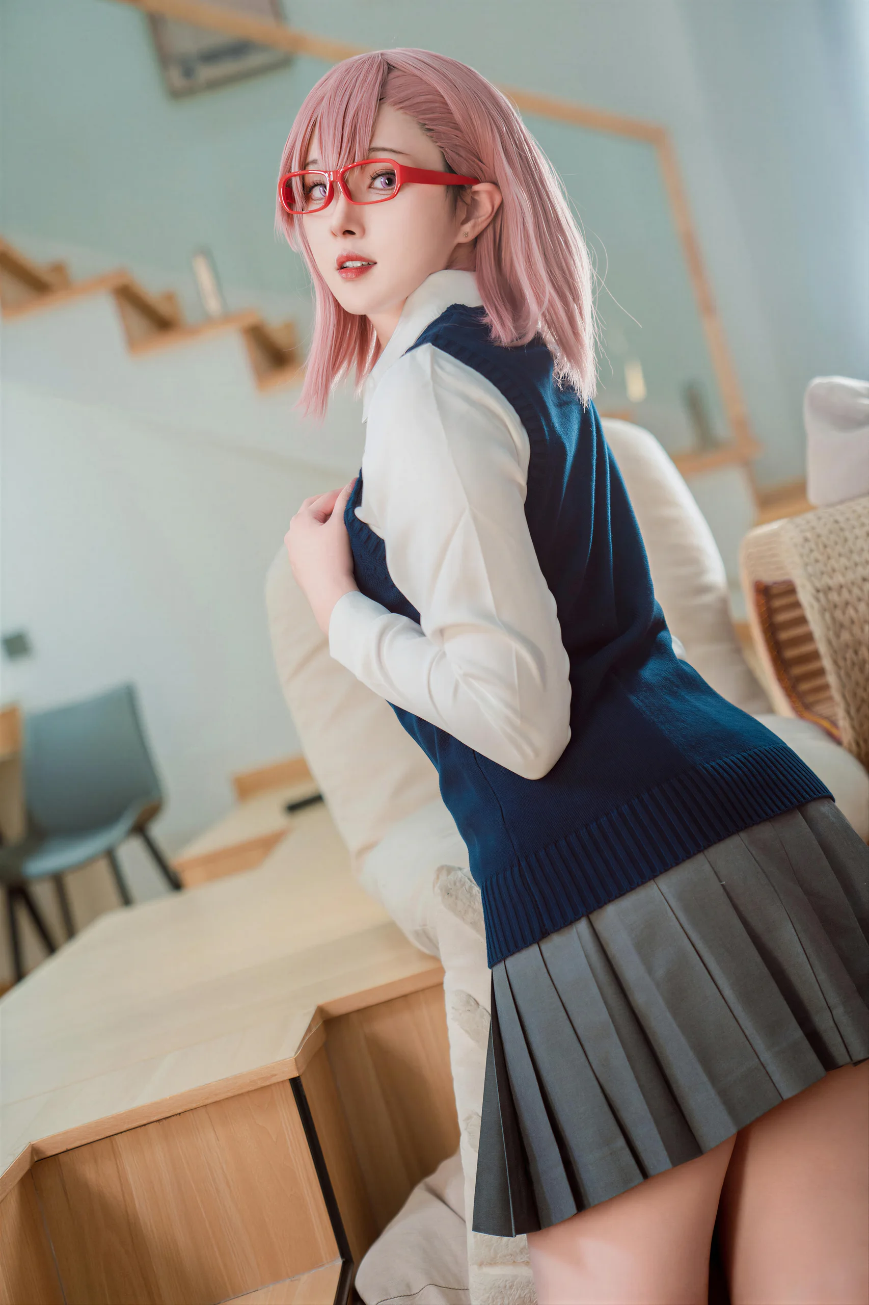 Natsuko夏夏子 2 5次元的诱惑 天乃莉莉纱校服25P 104 1M - 第2张写真大图