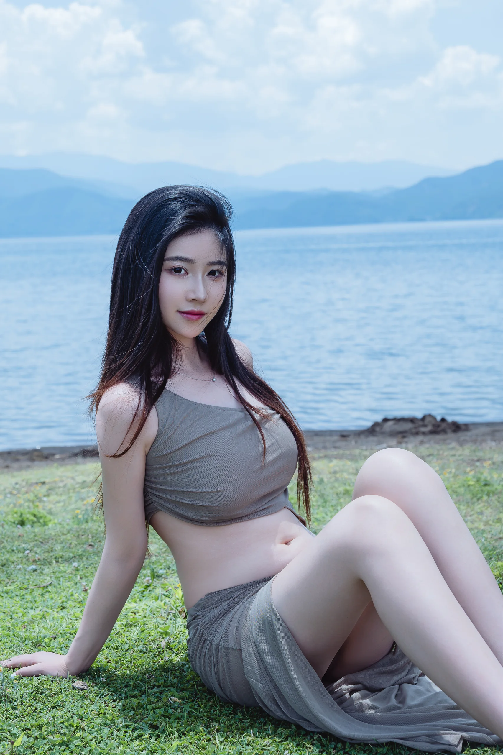 年年nnian 妩 80P - 第35张写真大图