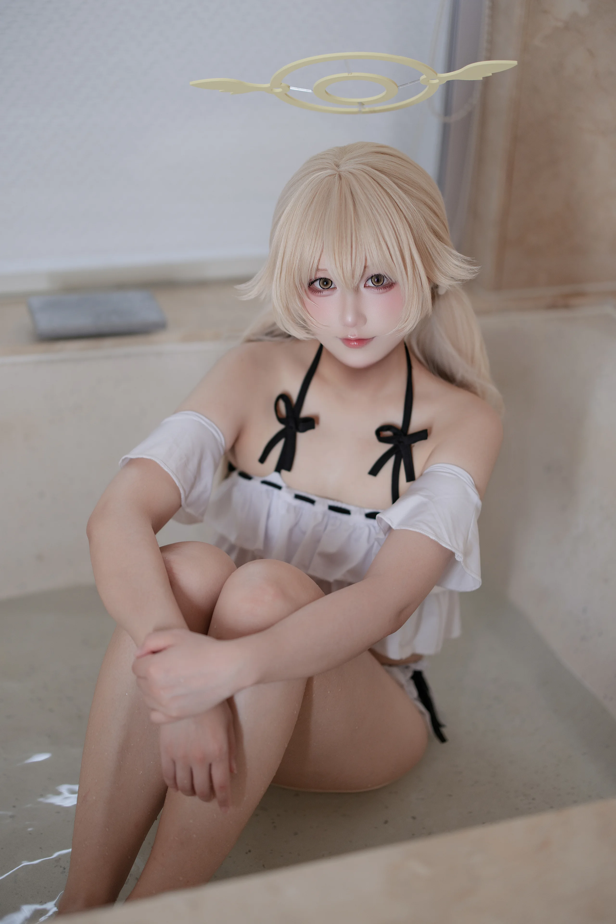 lunananya 蔚蓝档案 阿慈谷日富美泳装 26P - 第16张写真大图