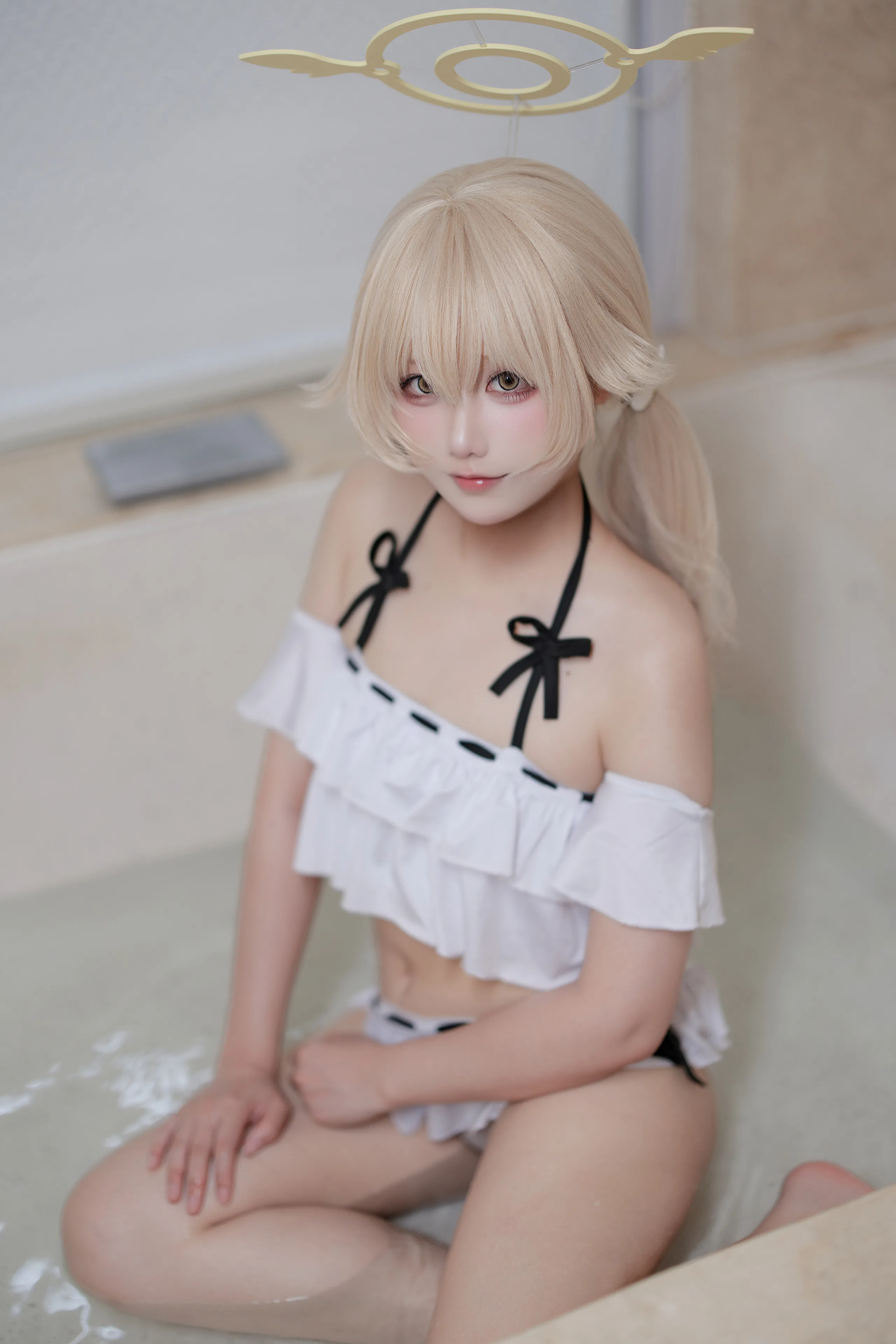 lunananya 蔚蓝档案 阿慈谷日富美泳装 26P - 第9张写真大图