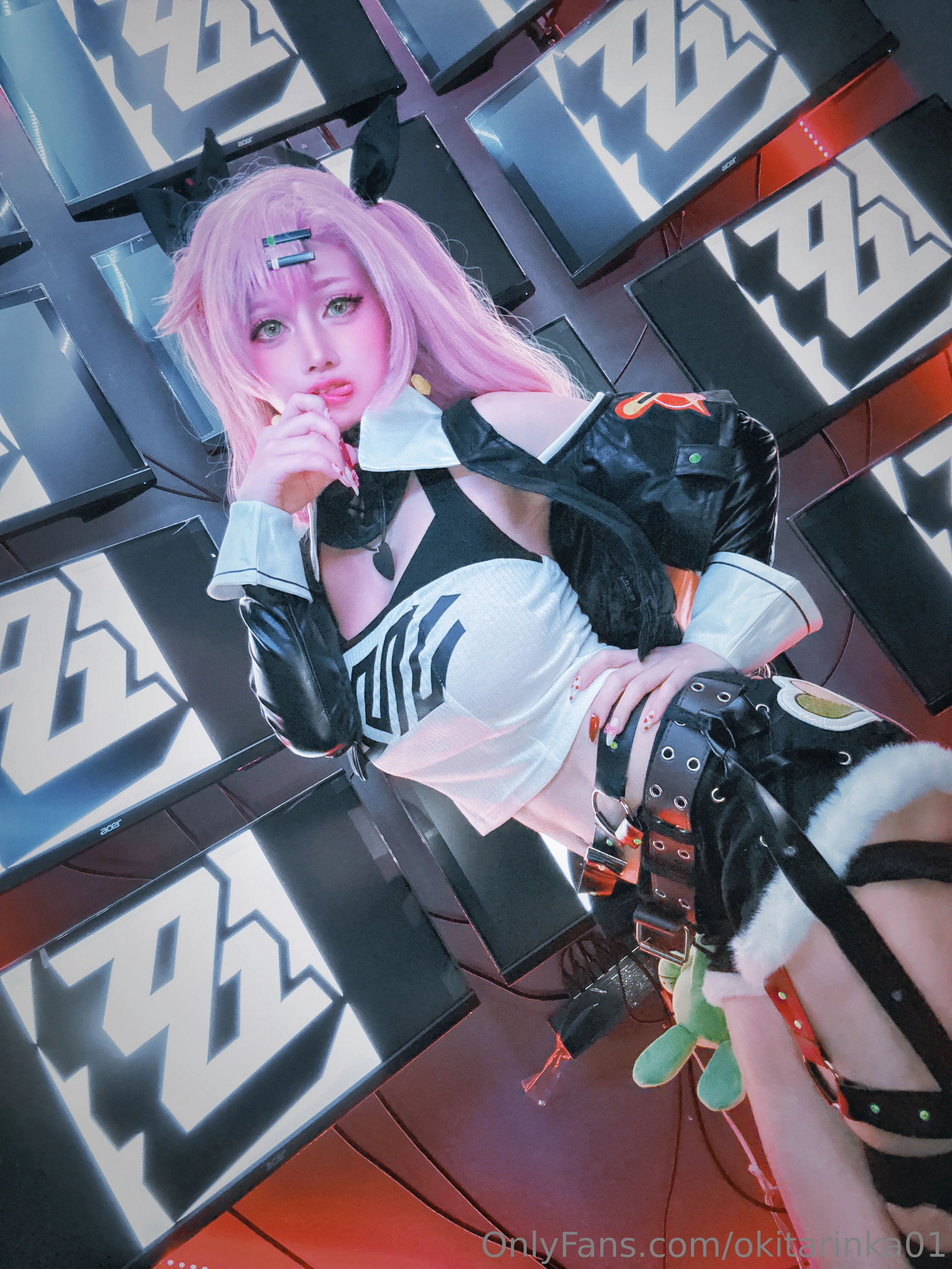 冲田凛花Rinka Nicole Demara Zenless Zone Zero 41P - 第17张写真大图