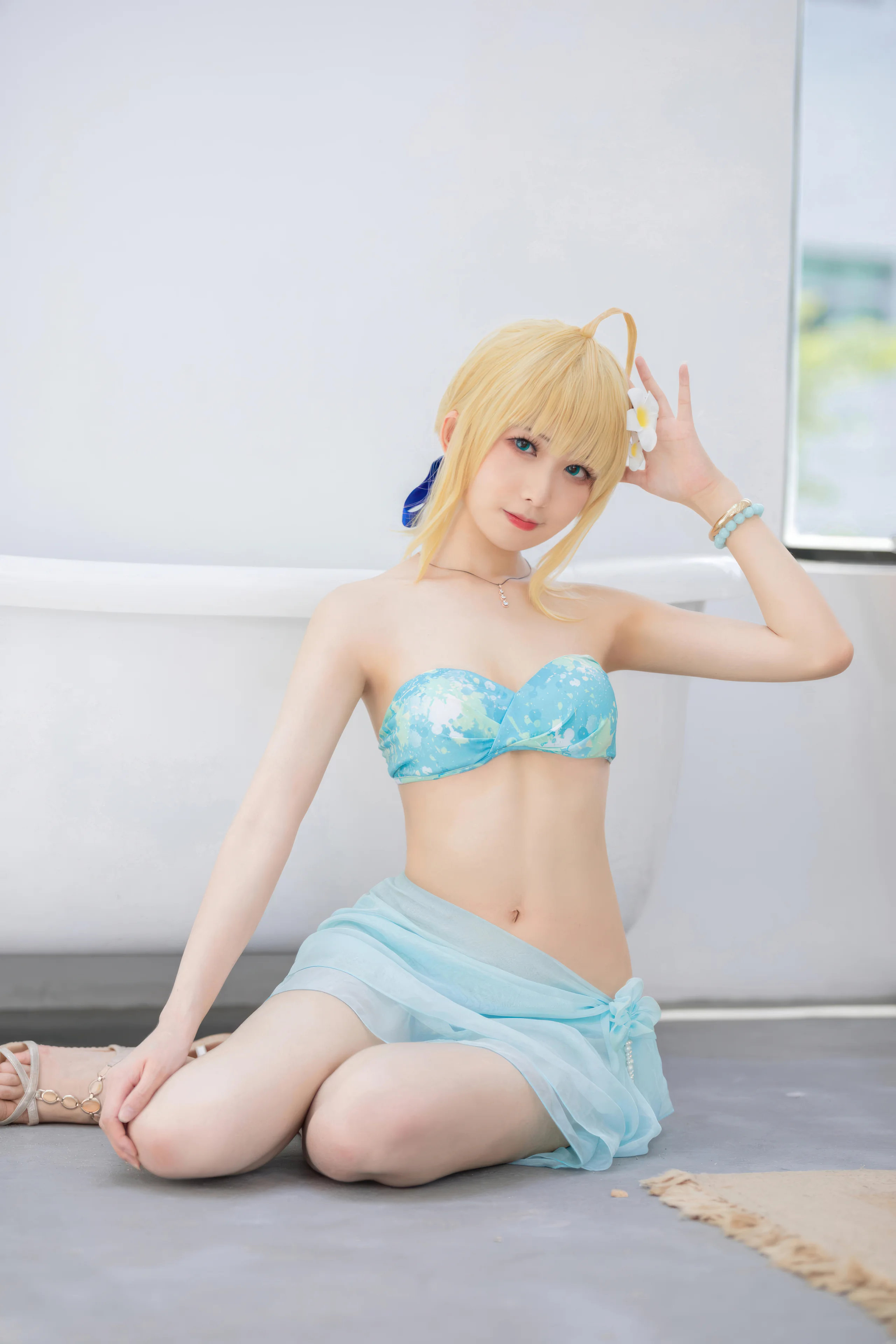 封疆疆v FGO Saber泳装 49P - 第10张写真大图