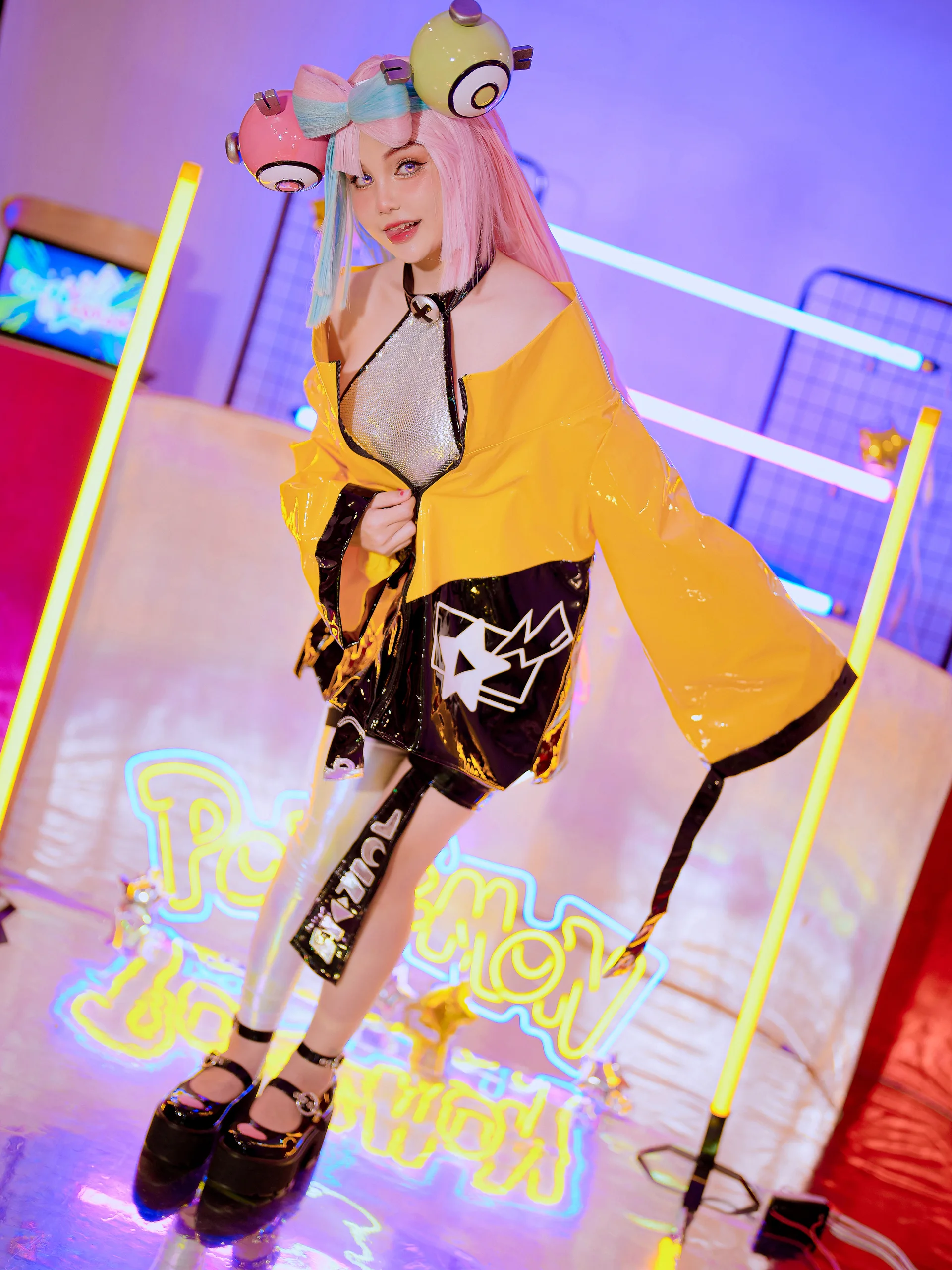 Joyce Lin2x – Pokemon 50P - 第3张写真大图