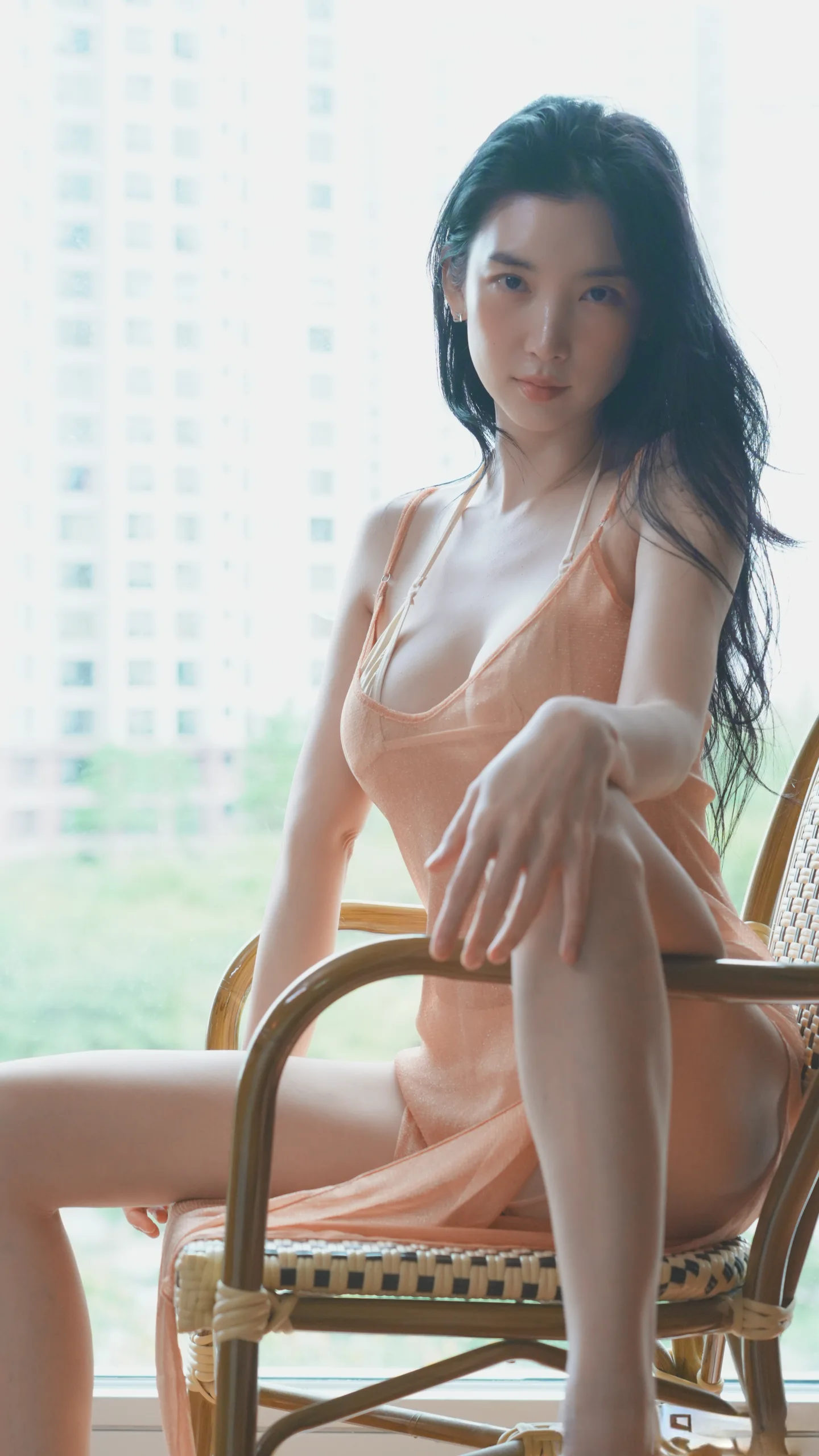 Leezy (이지) 2025年01月 72P - 第5张写真大图