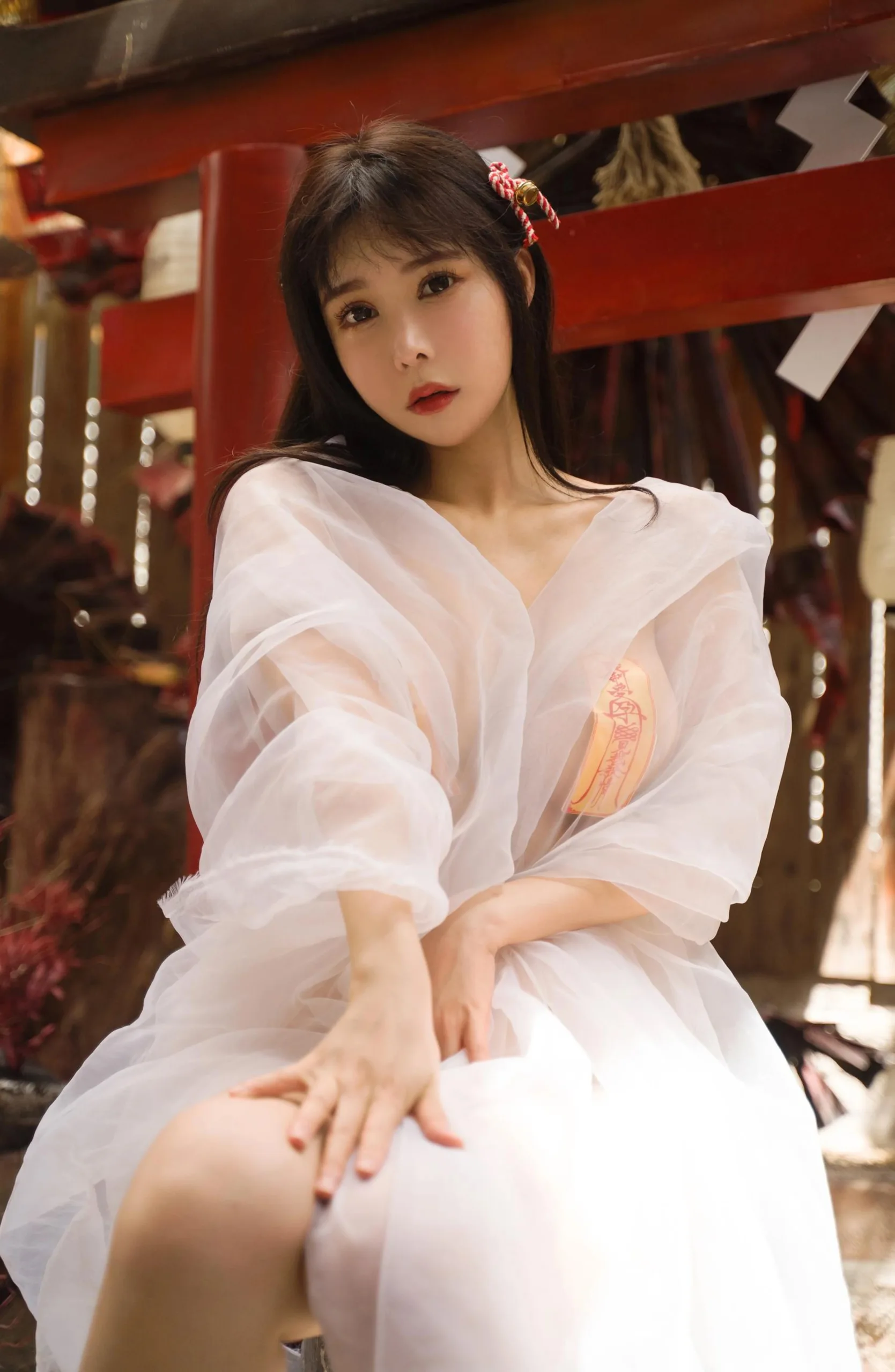 亚马逊鲶鱼 神社符纸巫女 96P - 第69张写真大图