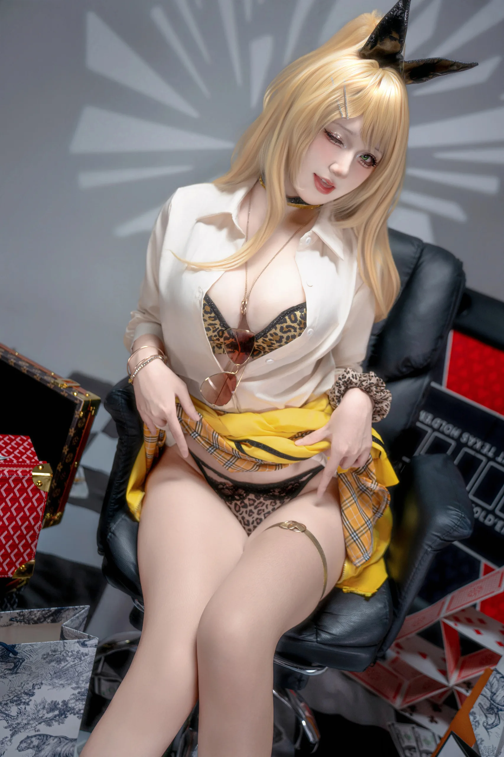 十悲伤小木十 胜利女神：妮姬 露菲 原皮 36P - 第35张写真大图