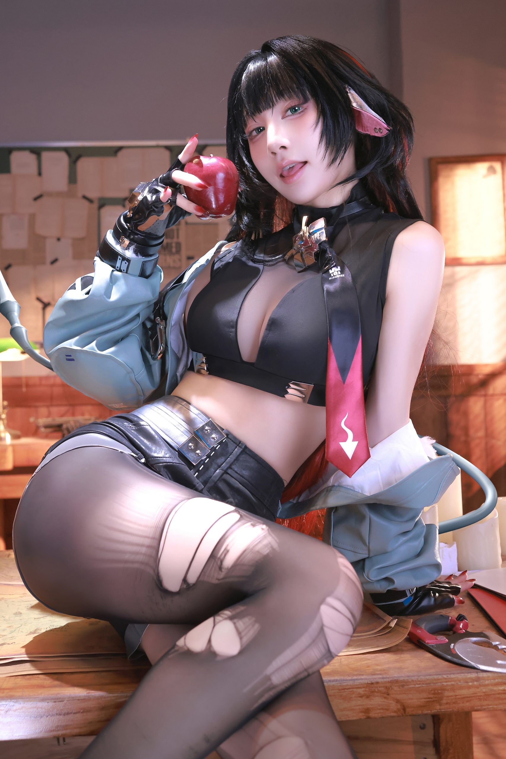 《绝区零》简·杜影像写真：水淼精美妆造记录 - 第6张写真大图