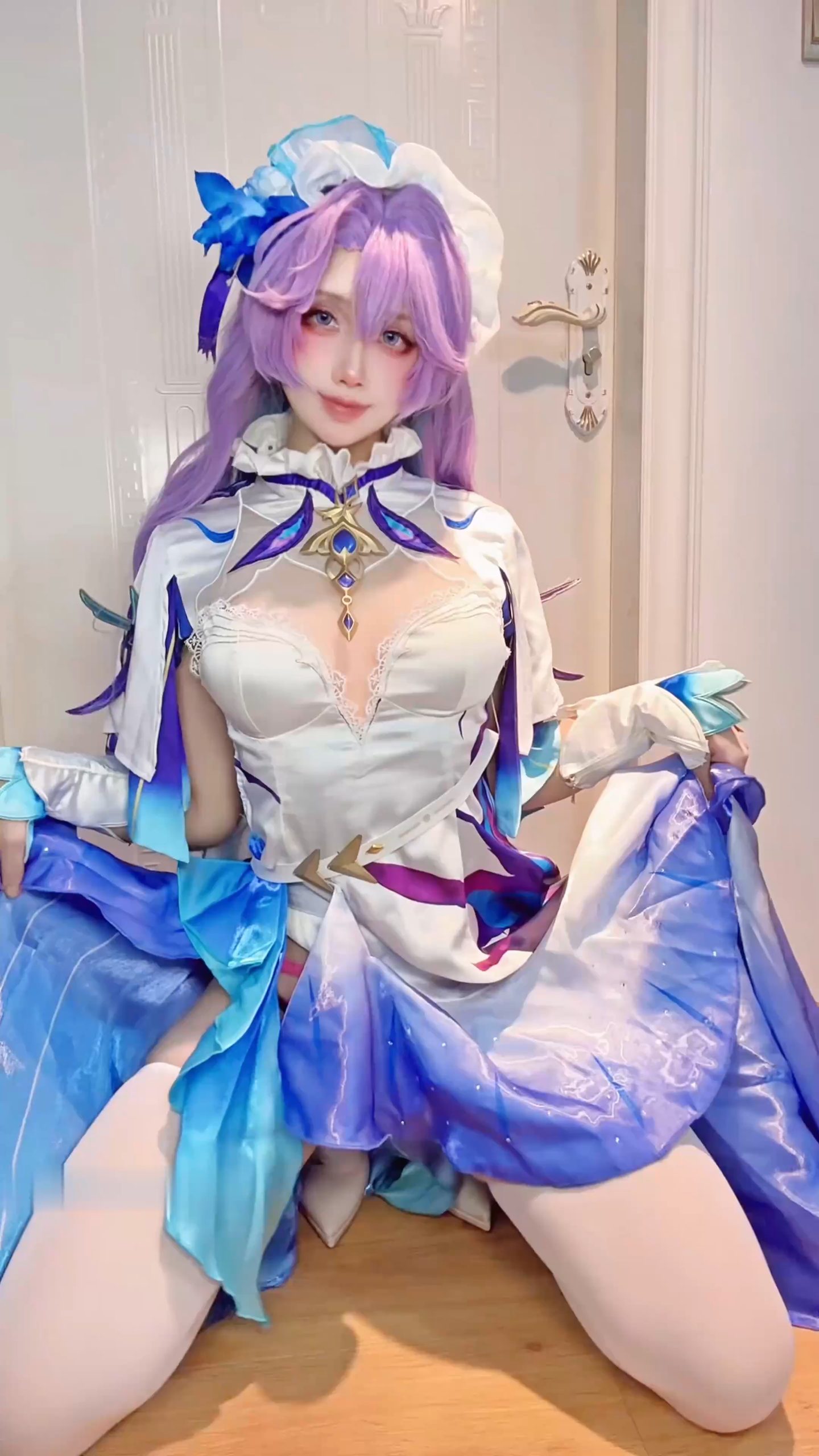 《鸣潮》坎特雷拉COS正片：九曲神态细节专栏 - 第12张写真大图